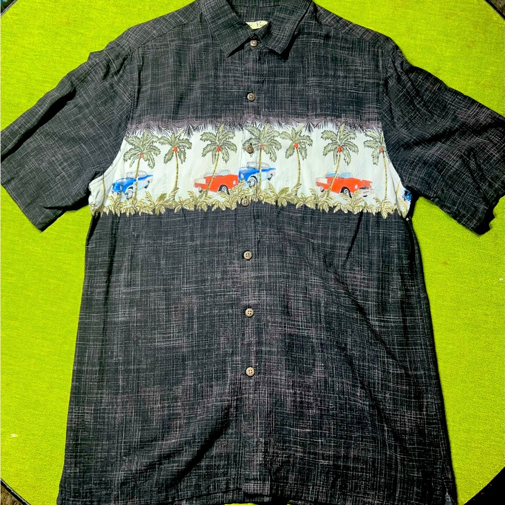 Men's Batck Bay Black Tropical and Classic Car‎ Print Shirt button down shirt.